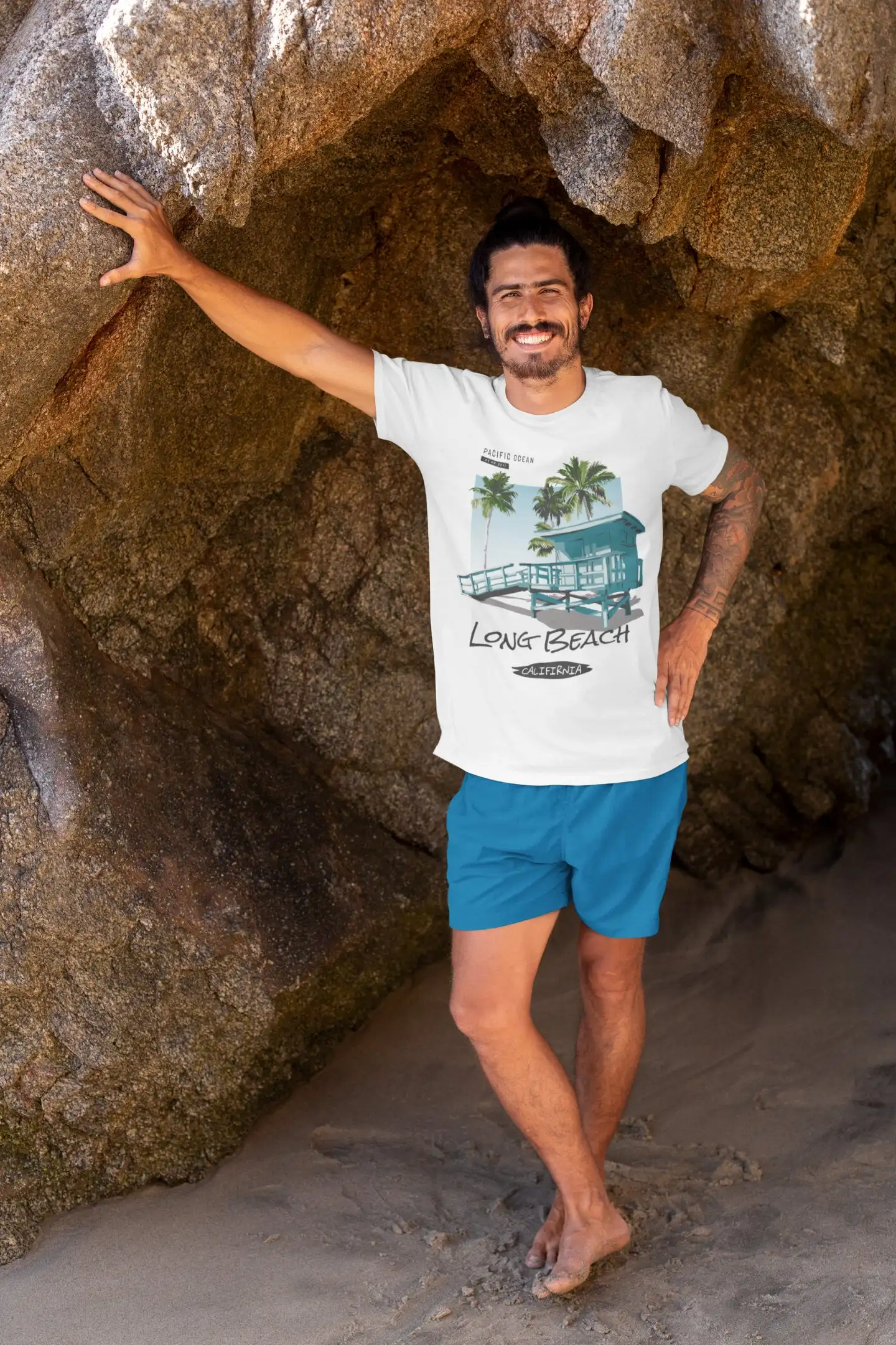 Cool men's T shirt California style beach motif print with palm trees sustainable organic cotton