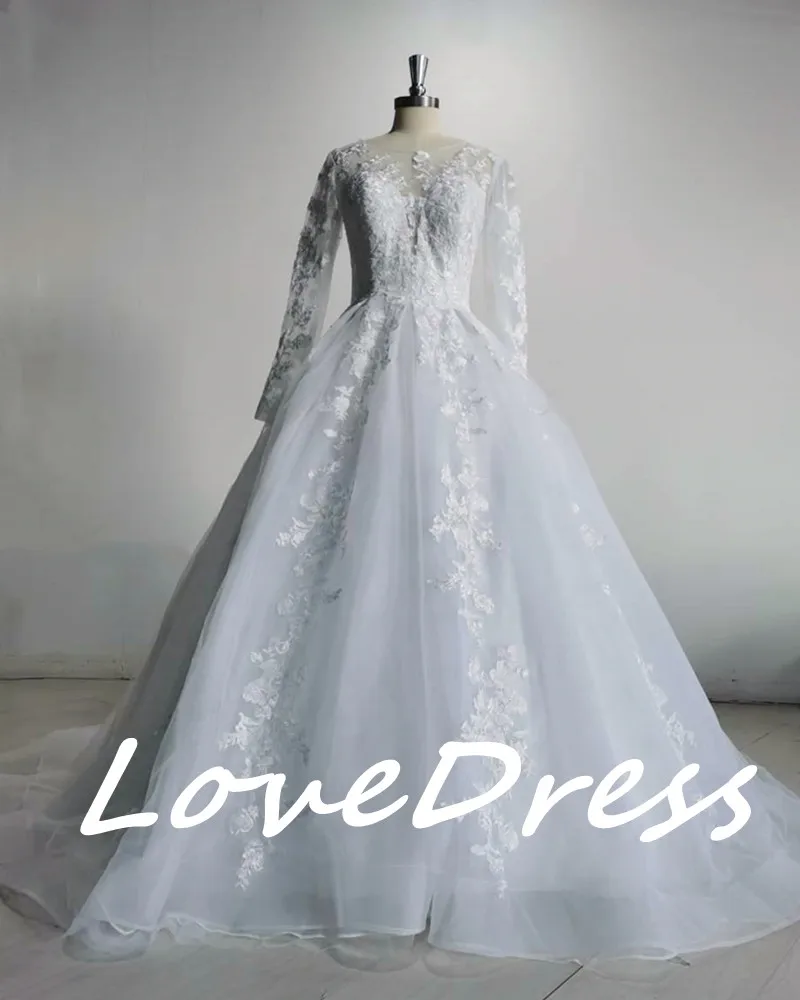 Customized Luxury Pink Long Sleeve Wedding Dress Ball Gown Lace Appliques O-Neck Button Royal Train Bride Gowns Vestido Princess