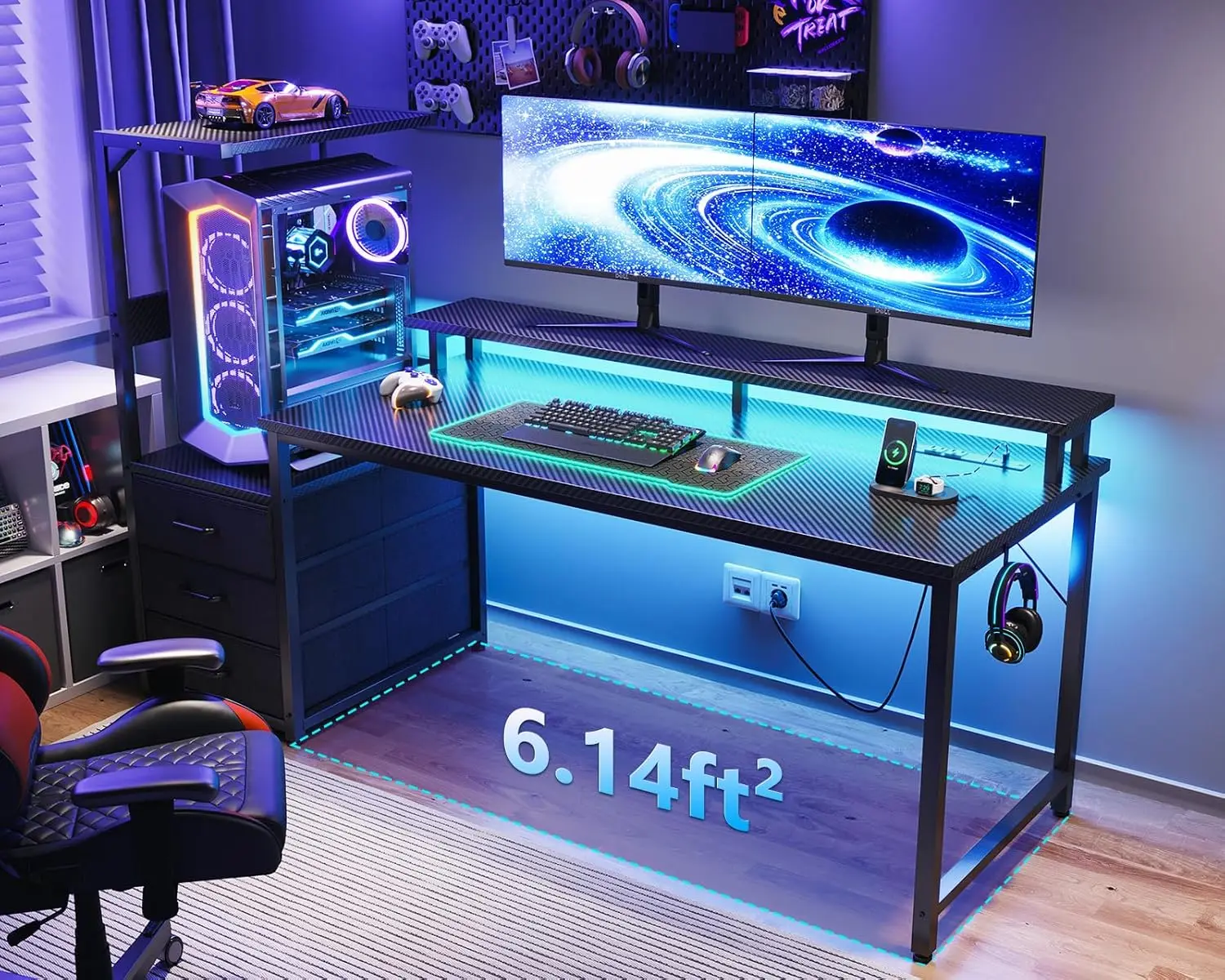 مكتب ألعاب مقاس 59 بوصة مع منافذ شحن USB وإضاءة LED - مكتب كمبيوتر قابل للعكس مع أرفف تخزين