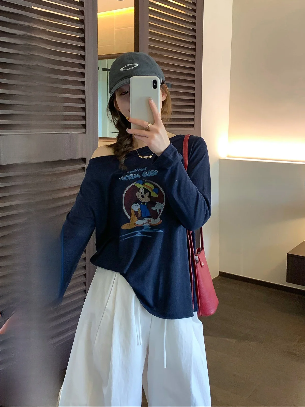 

Женская свободная футболка Love Devil Fish с длинным рукавом, однотонная, весна 2026, модный топ из лиоцелла с принтом, удобный крой