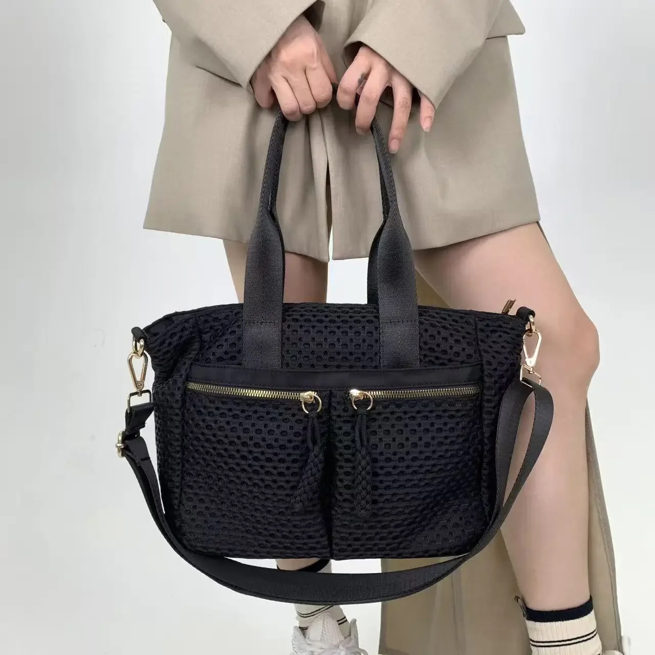 Sac à bandoulière en maille multi-poches pour femmes, sac à bandoulière polyvalent à épissure rétro de grande capacité, à la mode et personnalisé