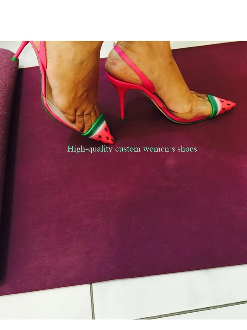 Spitze Wassermelonenfarbene Stiletto-Sandalen mit Farbdruck, flache Einzelschuhe, transparentes Material, Farbblockierung, luxuriöse High Heels