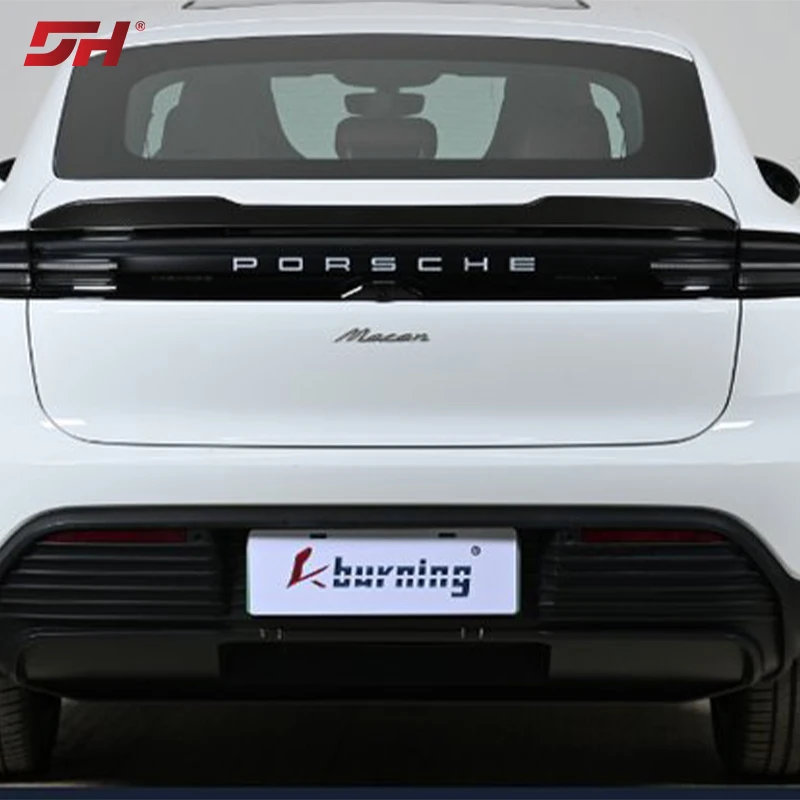 

Dry Carbon Fiber Spoiler for Porsche Macan 95C 2025