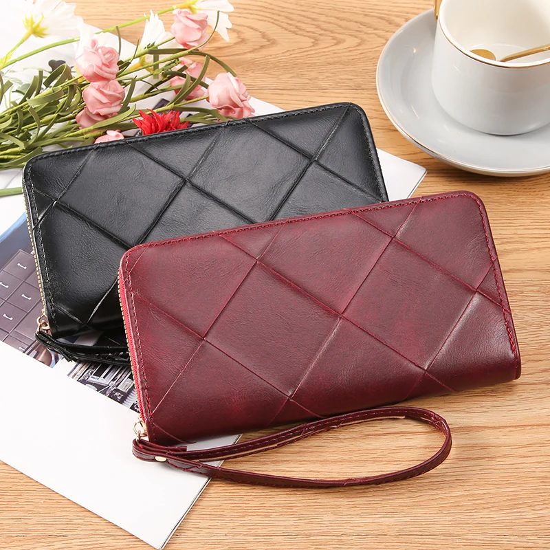 Wallet for Women 2024 New Multi functional Large Capacity Handheld Bag for Women to Keep Mobile Phone Zipper Wallet