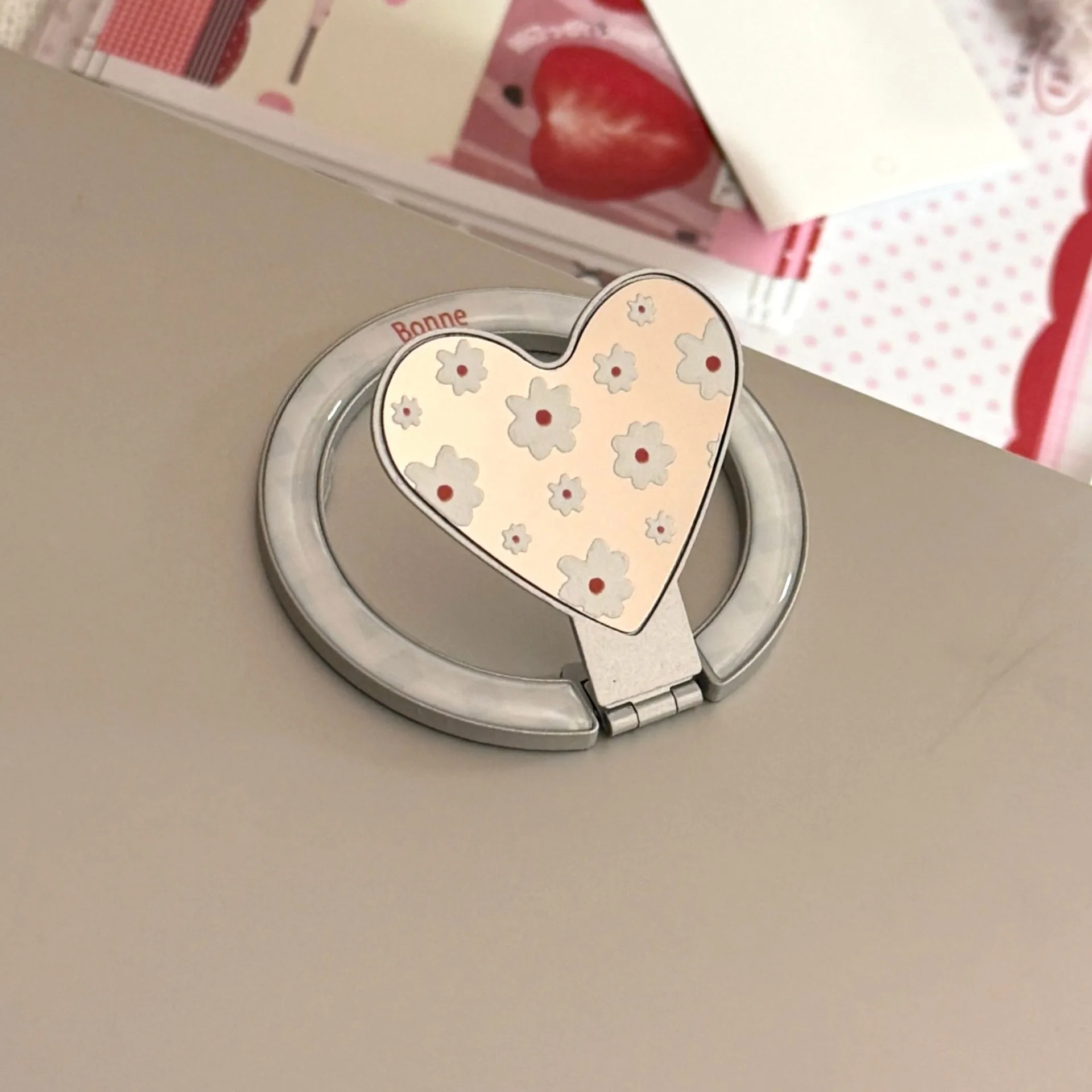 

Heart Floral Phone Holder Foldable Cute INS Style For Magsafe Magnetic Holder Portable Fashion Desktop Stand