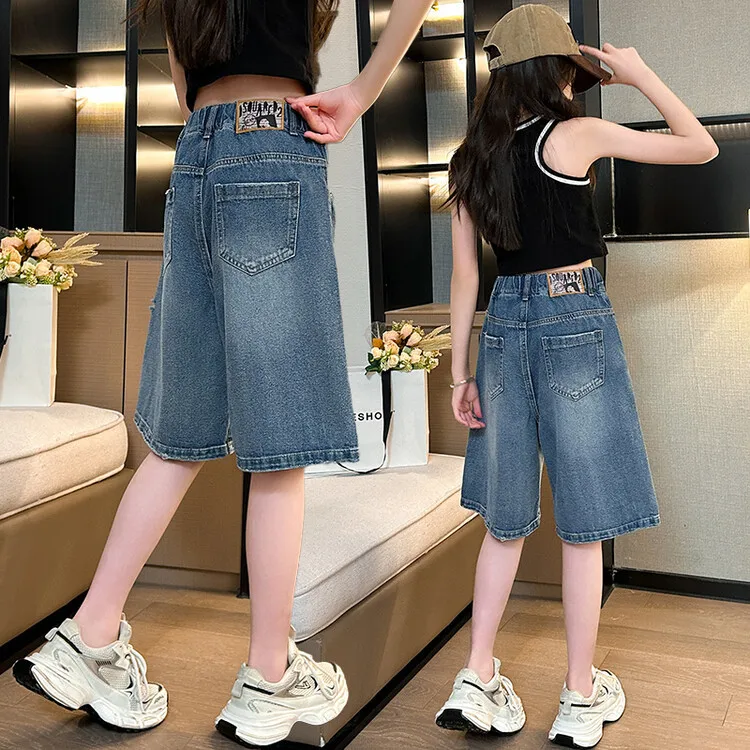 Teens Girls' denim Half Pants 2024 Summer Western-style holed shorts Girls Casual Solid Color Children Knee Length Pants