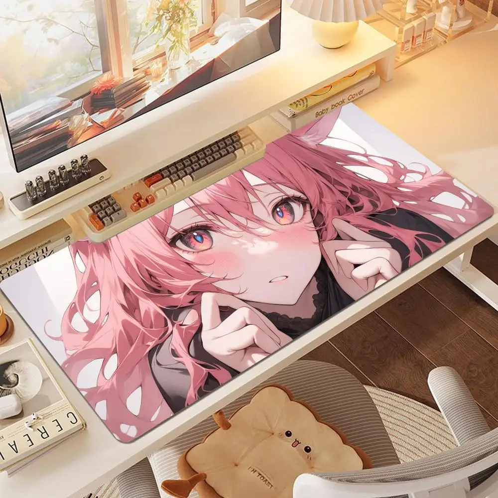 Pink Pupil Gentle Cat Ear Girl Atmospheric Desk Mat Healing Anime Style Non-Slip Stitched Edge Mouse Pad for Office Gaming