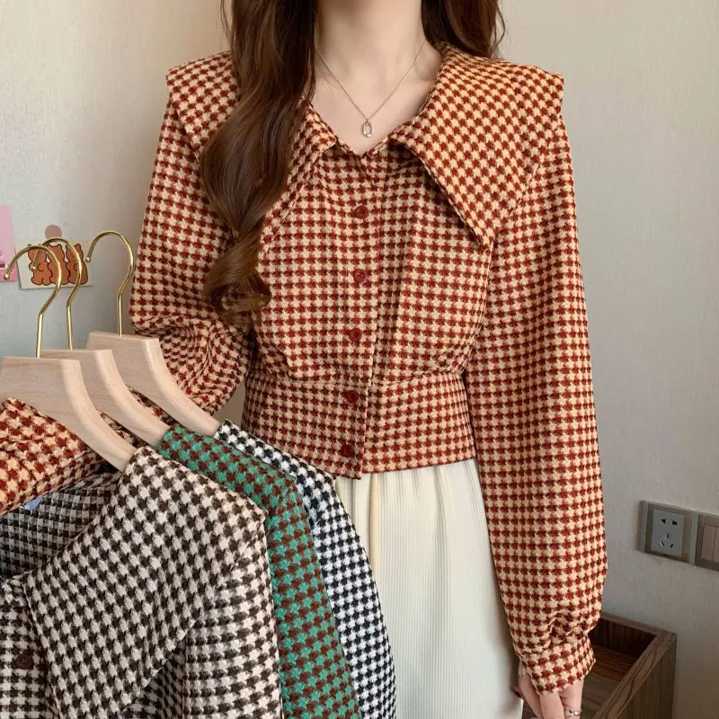 

2025 Spring New Fashionable Temperament Women Checked Peter Pan Collar Shirt Long Sleeve Vintage Girl Short Top Qiu Dong Outfit
