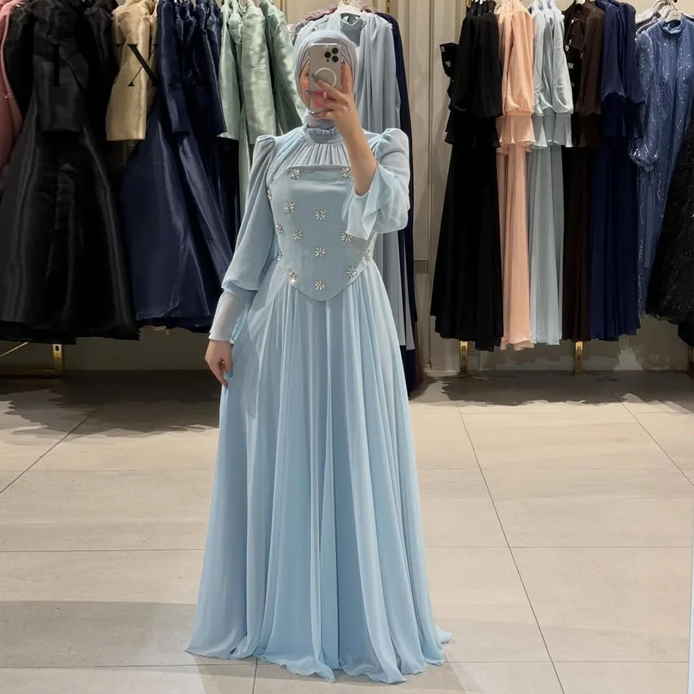 KUXA Maßgeschneidertes Muslimisches Hochgeschlossenes Plissiertes A-Linien Saudi-Arabisches Kleid mit Schnürung am Rücken Maxilänge Langarm Perlen Kristall Abendkleider