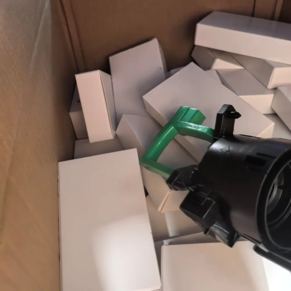 

Toner Supply Unit For Use in Ricoh MP 1027 2552 2553 3352 3353 3053 3553 2852 2853 2352 3351 2851 3030 3350 2550 B027-3501