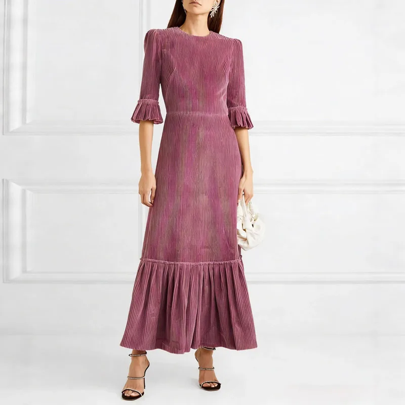 เดรสผ้าลูกฟูกทรงเอ สไตล์ลำลองสำหรับฤดูใบไม้ผลิและฤดูใบไม้ร่วง ดีไซน์เรียบหรู คอทรงโอ จับจีบ แขนทรงปีกผีเสื้อ ทรงโบฮีเมียน ยาว