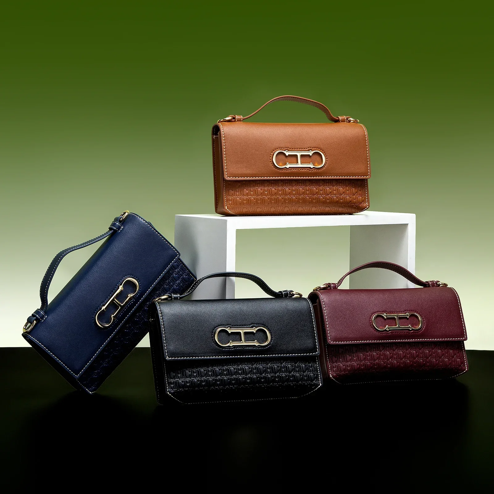 

Сумка женская CH Brand 2025: новая ретро-модель, черно-золотая пряжка, текстурированная кожа, лоскутная, с тиснением, легкая роскошная сумка через плечо