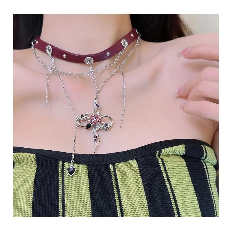 

Sweet and Cool Wind Dripping Oil Cross Bow Rose Tassel Necklace Neck Chain Niche Design Collarbone Chain