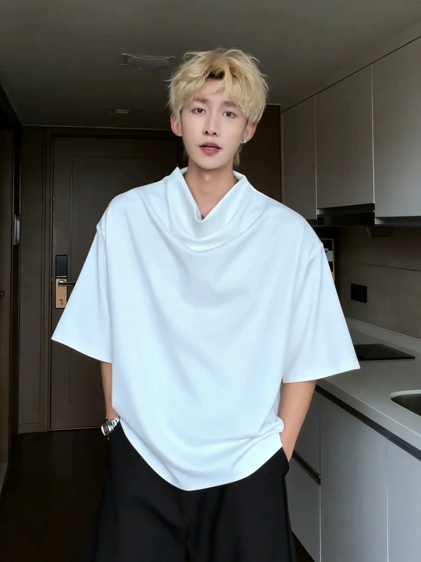 White Padded Shoulder Short Sleeve Men's T-shirt Summer American Style Half Sleeve High End Feeling Seven-Quarter Sleeve T-shirt