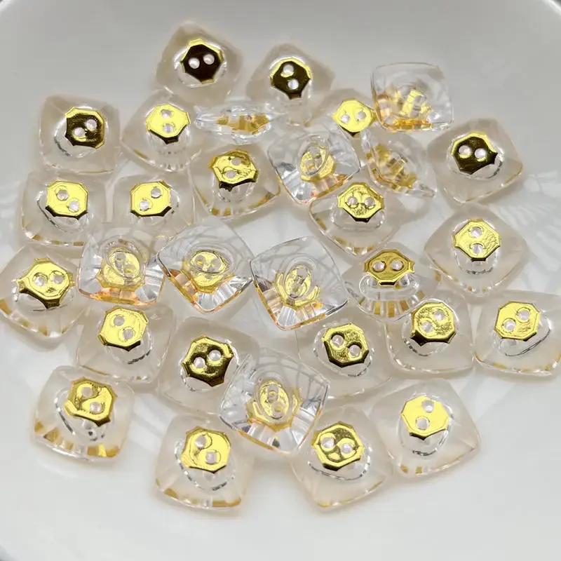 50pcs 3D สแควร์อะคริลิคความโปร่งใสสูงคริสตัล rhinestones เหมาะสําหรับเสื้อผ้า,รองเท้า,กระเป๋า,เครื่องประดับและตกแต่ง DIY