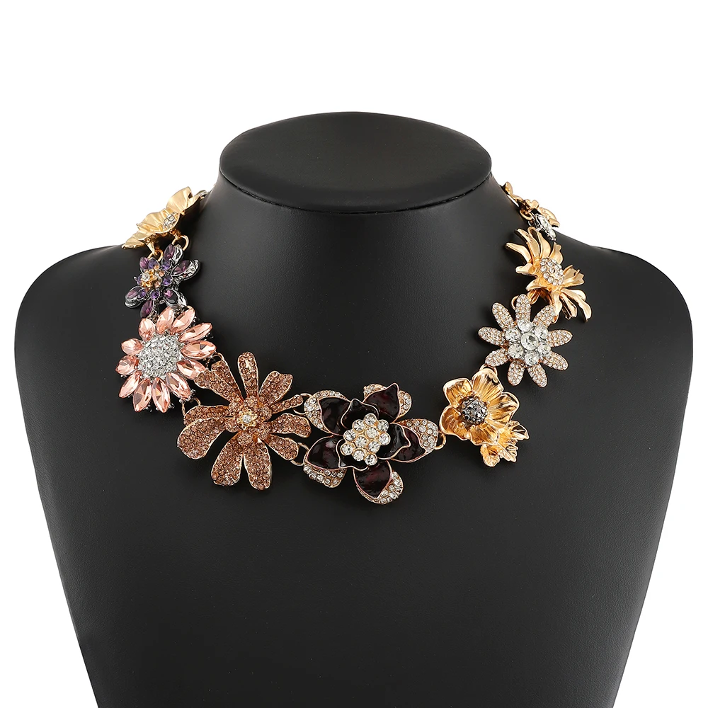 2025 Jewelry Trend New Release Diversified Necklace Single/Multi Layer Chain Charm Atmospheric Women's Premium Bohemian Necklace
