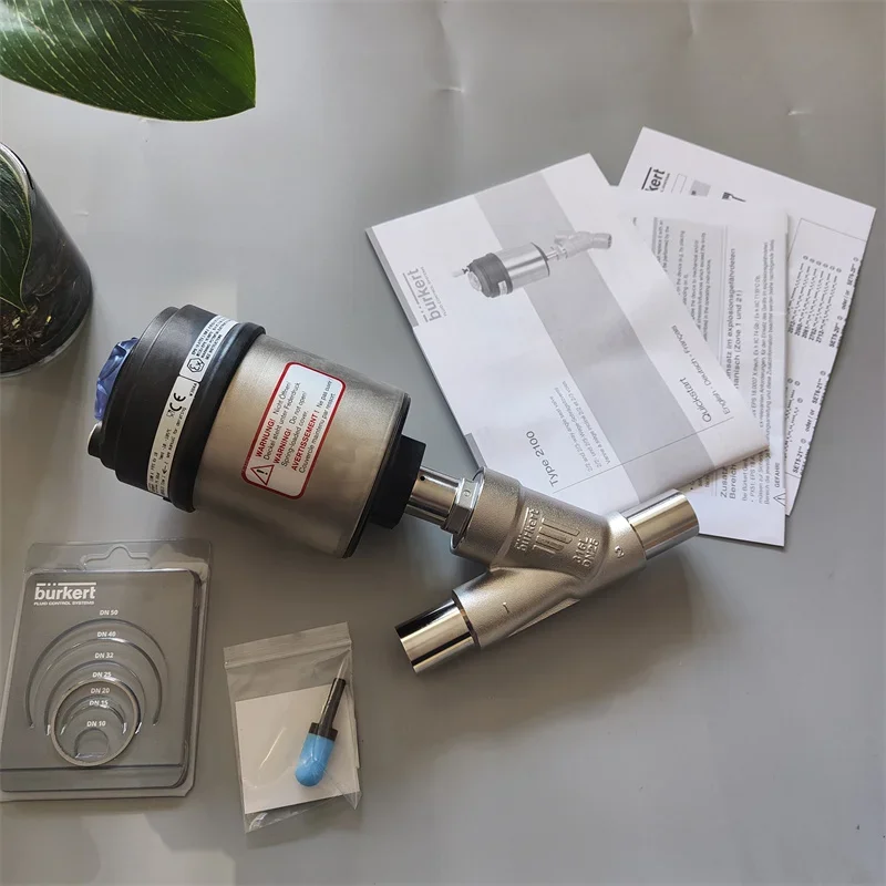 

2025.4 Burkert Angle Seat Valve 2100 DN25 Caliber ASME Welded 20004633 Stainless Steel Actuator