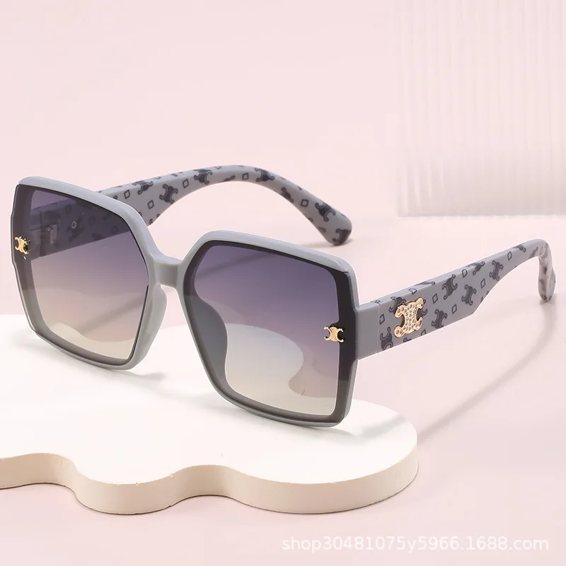 

New Oversized Floral Letter Temple Sunglasses Women Fashion Driving UV Protection Best Seller Versatile