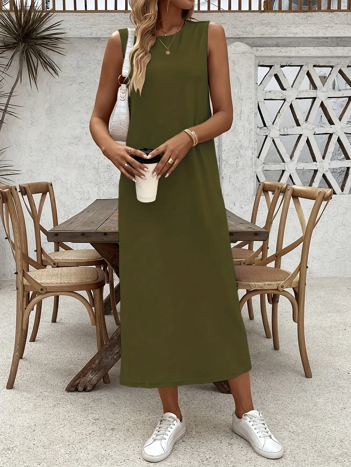 

Scandinavian Style Sleeveless Dress