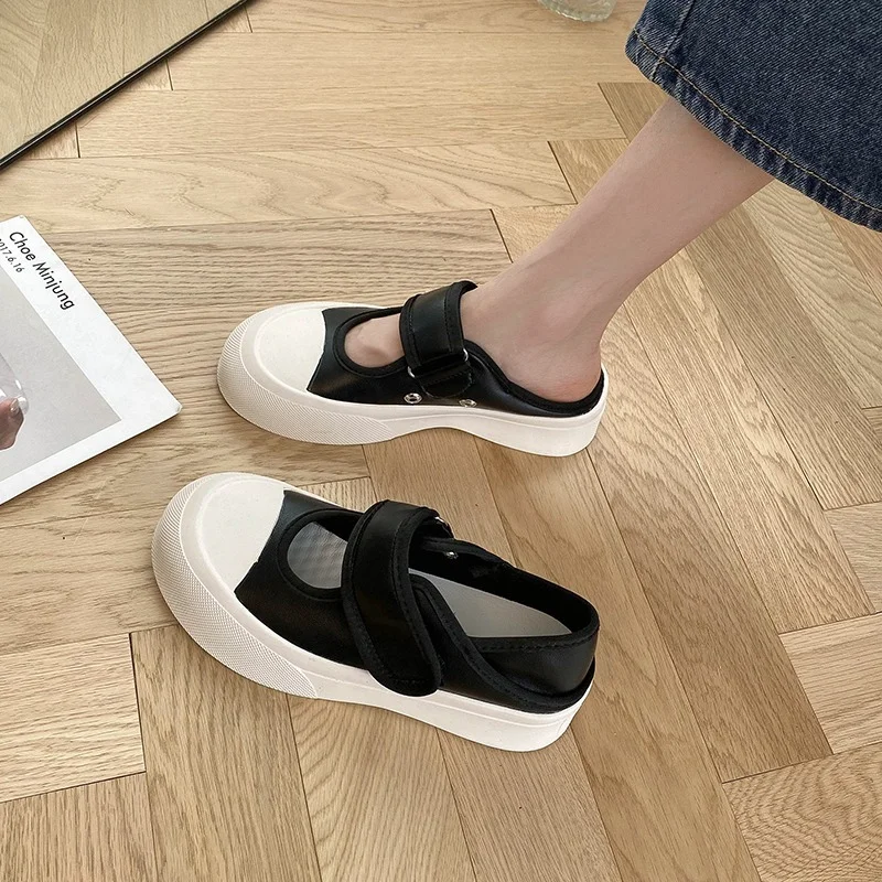 Flat Shoes Thick Bottom Round Toe Shoes Spring Shallow Mouth Women Shoes Thick Bottom Medium Heel Single Shoes Women