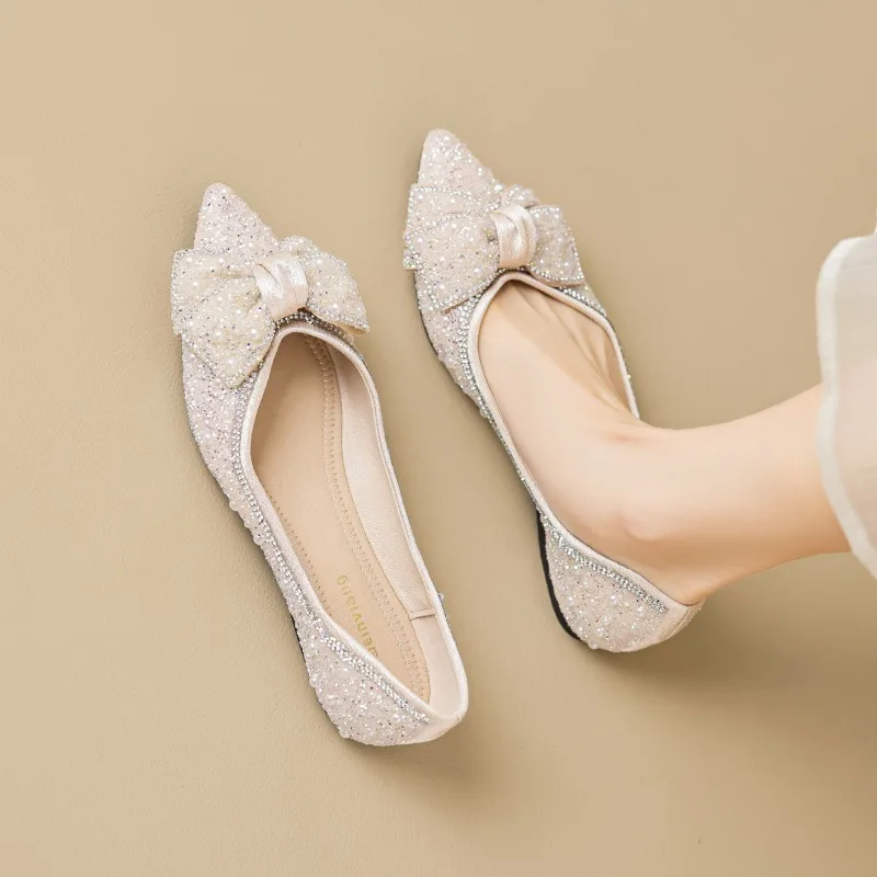 

Women Falt Diamond Bow Shoes Women Autumn Fashion Breathable Work Shoes Ladies Casual Outdoor Ladies Pointed Shallow