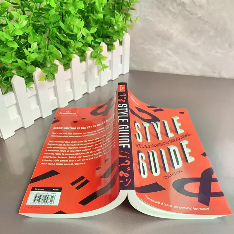 الاقتصاد: دليل النمط 《Ann Wroe》كتاب تعليمي باللغة الإنجليزية كتب إنجليزية Libros Livros