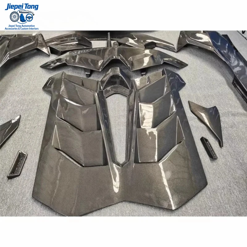 

Suitable for LP700 Upgrade SVJ Style Body Kit Fiber Roof Trunk Carbon Rear Hood