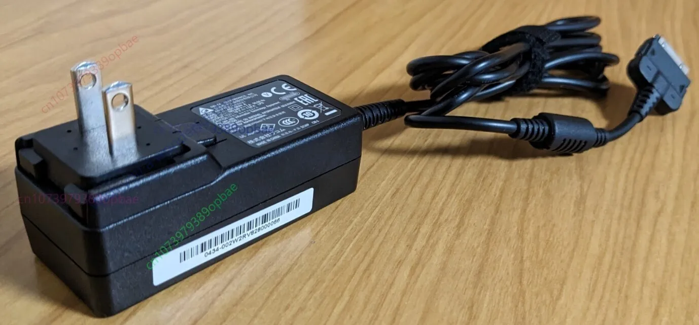 

Адаптер питания Wacom ADP-30VH для Cintiq 13HD DTK-1300, DTK-1301, DTH-1300