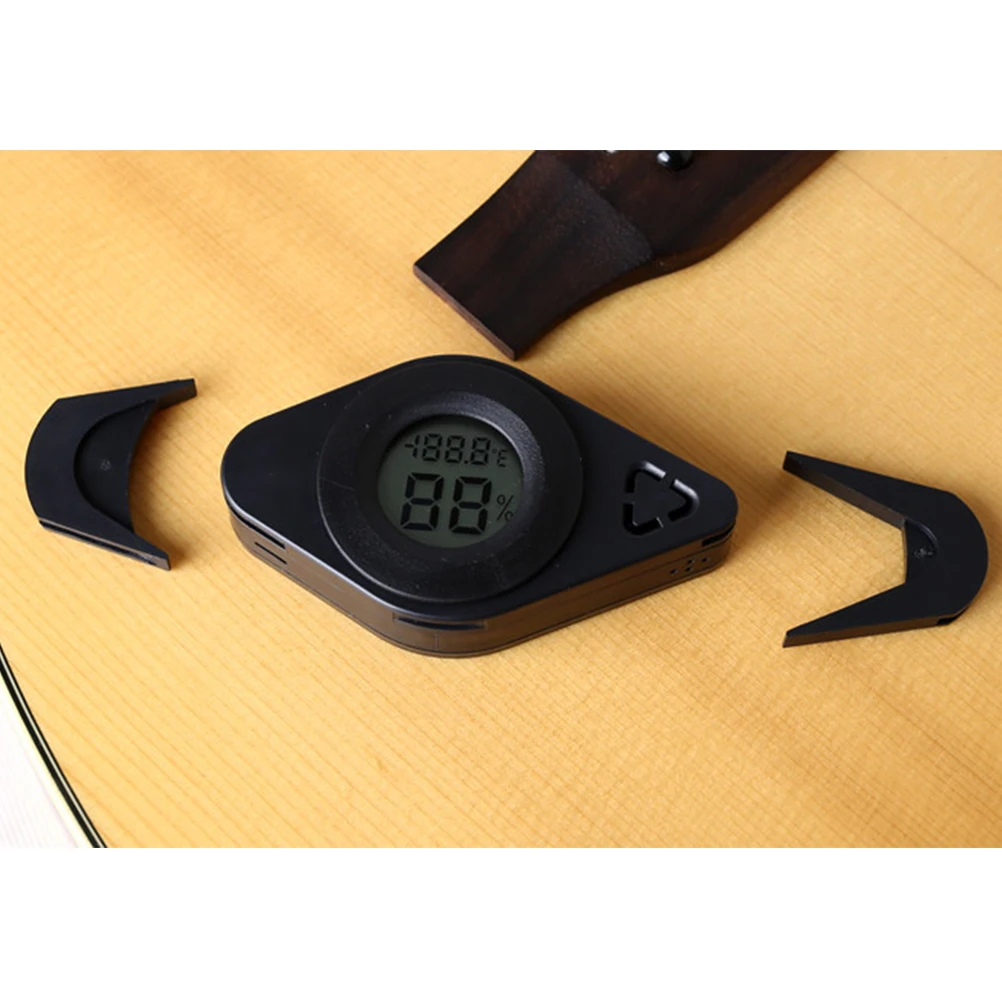 

Guitar Humidifier Black Sound Hole Moistener 3 In 1 For Guitar Ukulele Protection Against Cracking Drying Relief Device