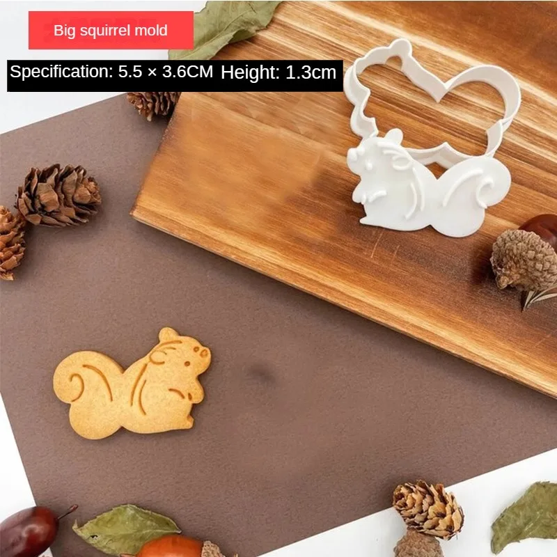 Cute Squirrel Pattern 3D Biscuit Mold Forest Animals Butter Pastry Cookie Stamps DIY Fondant Cookie Cutter Mold Baking Supplies