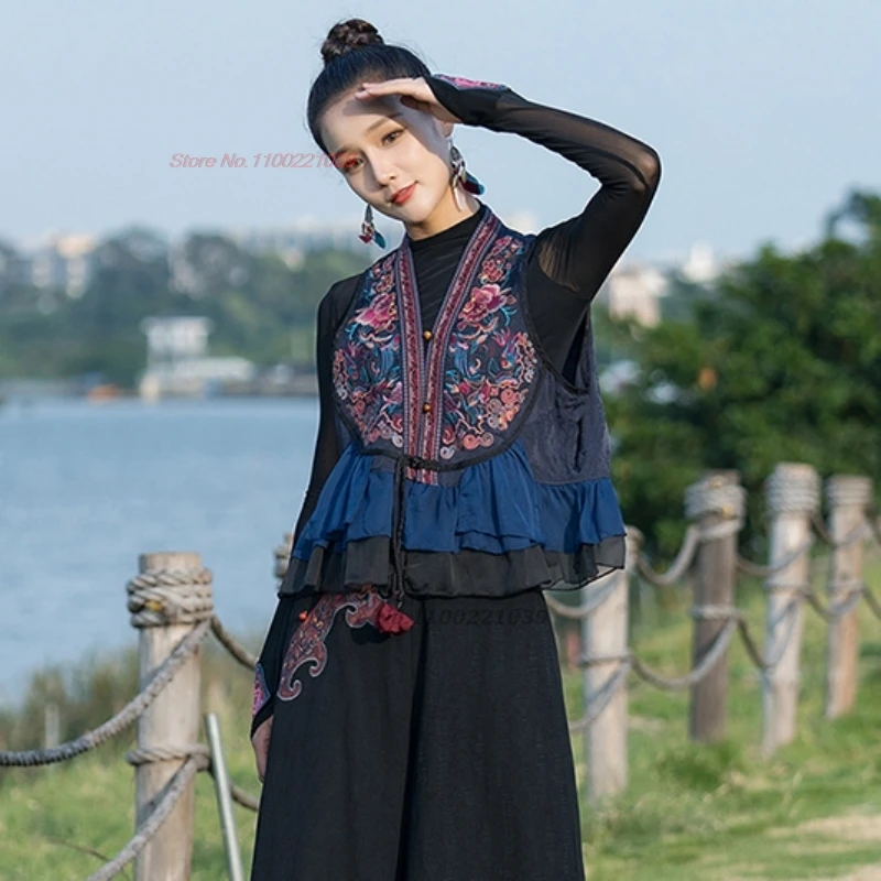 2024 flower embroidery lace patchwork chinese folk vest traditional oriental ethnic casual gilet retro sleeveless waistcoat vest