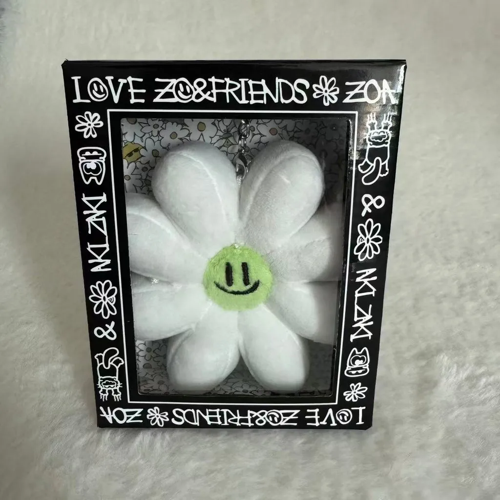 

Kpop Idol G-Dragon A&ne Plush Keyring White Daisy （With Box）