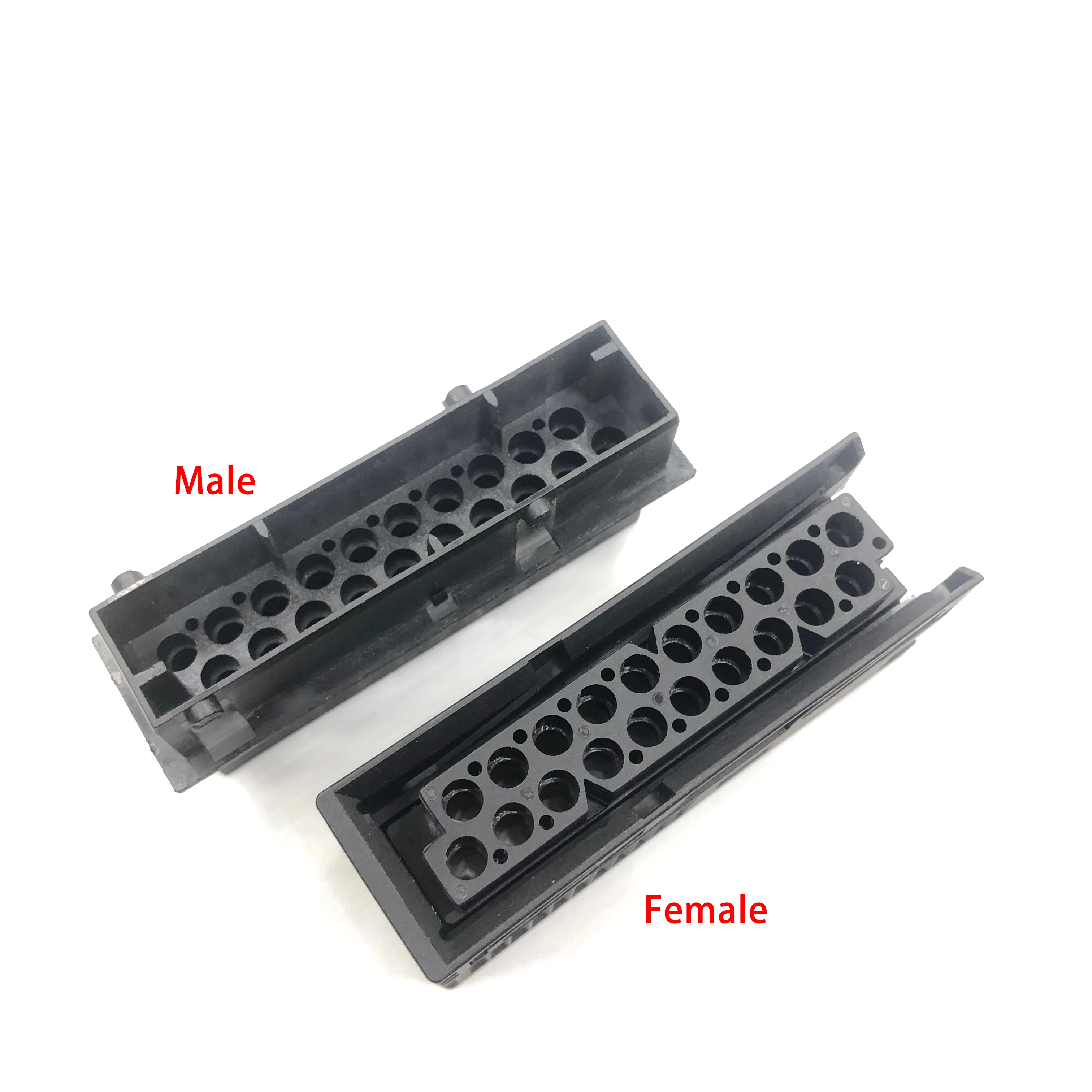 

20p male/female connector rubber shell BMW E66 Harman Cardon L7 BO Hua power amplifier plug Z4 power amplifier seat son