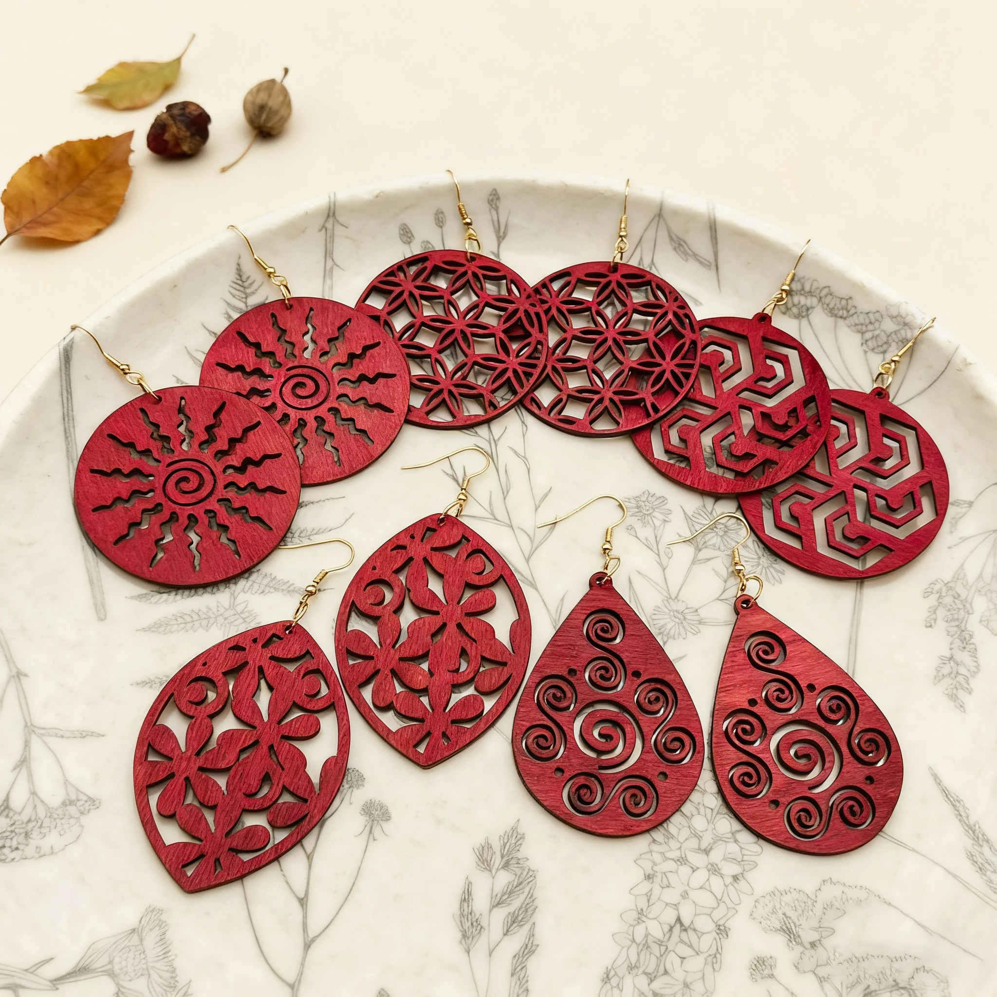 5 Pairs of Trendy, Retro Red Wood Hollowed-Out Earrings, Perfect for Daily Outings, Festival Parties, and Dates