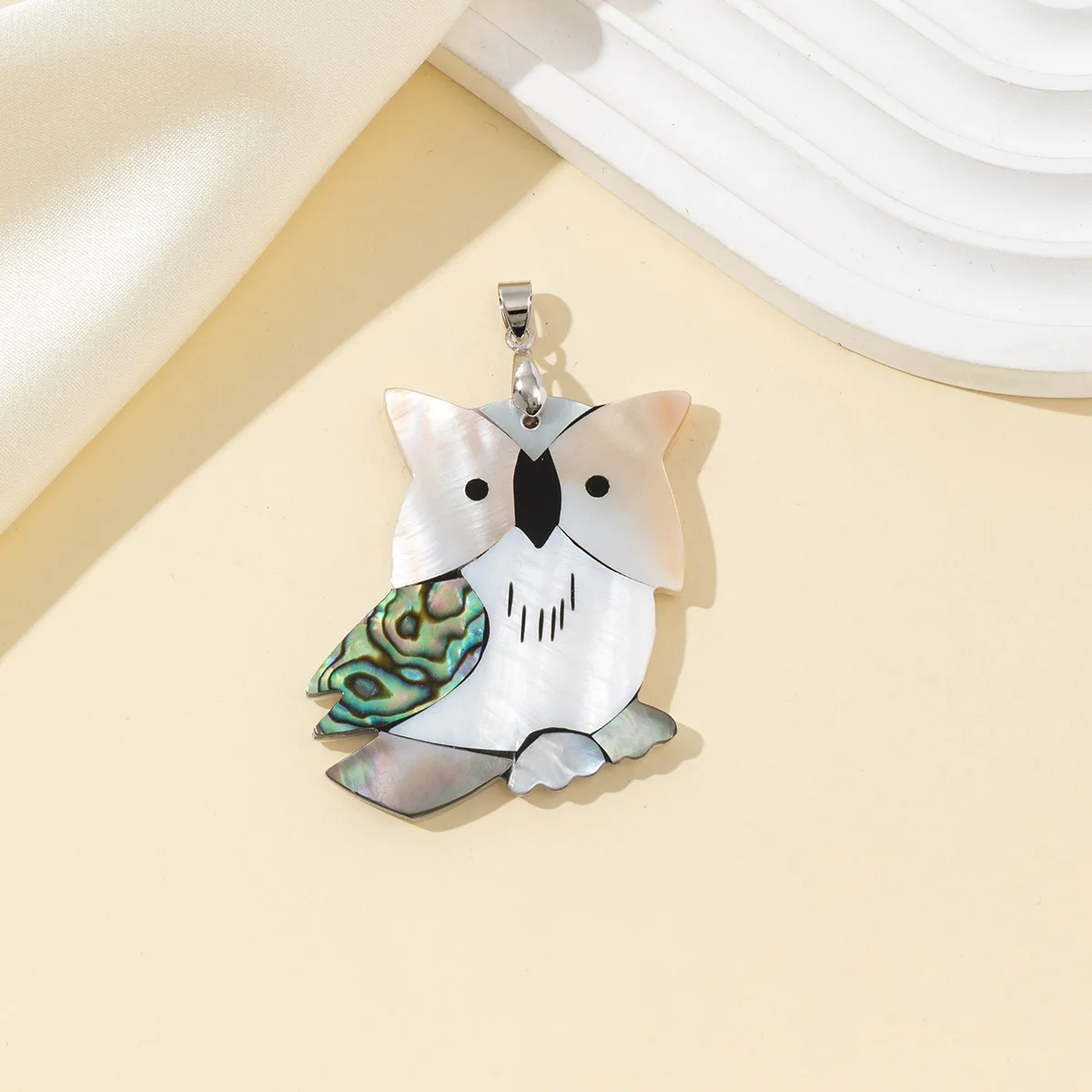Handmade shell cartoon owl pendant, mixed abalone shell, black shell, and white shell necklace pendant