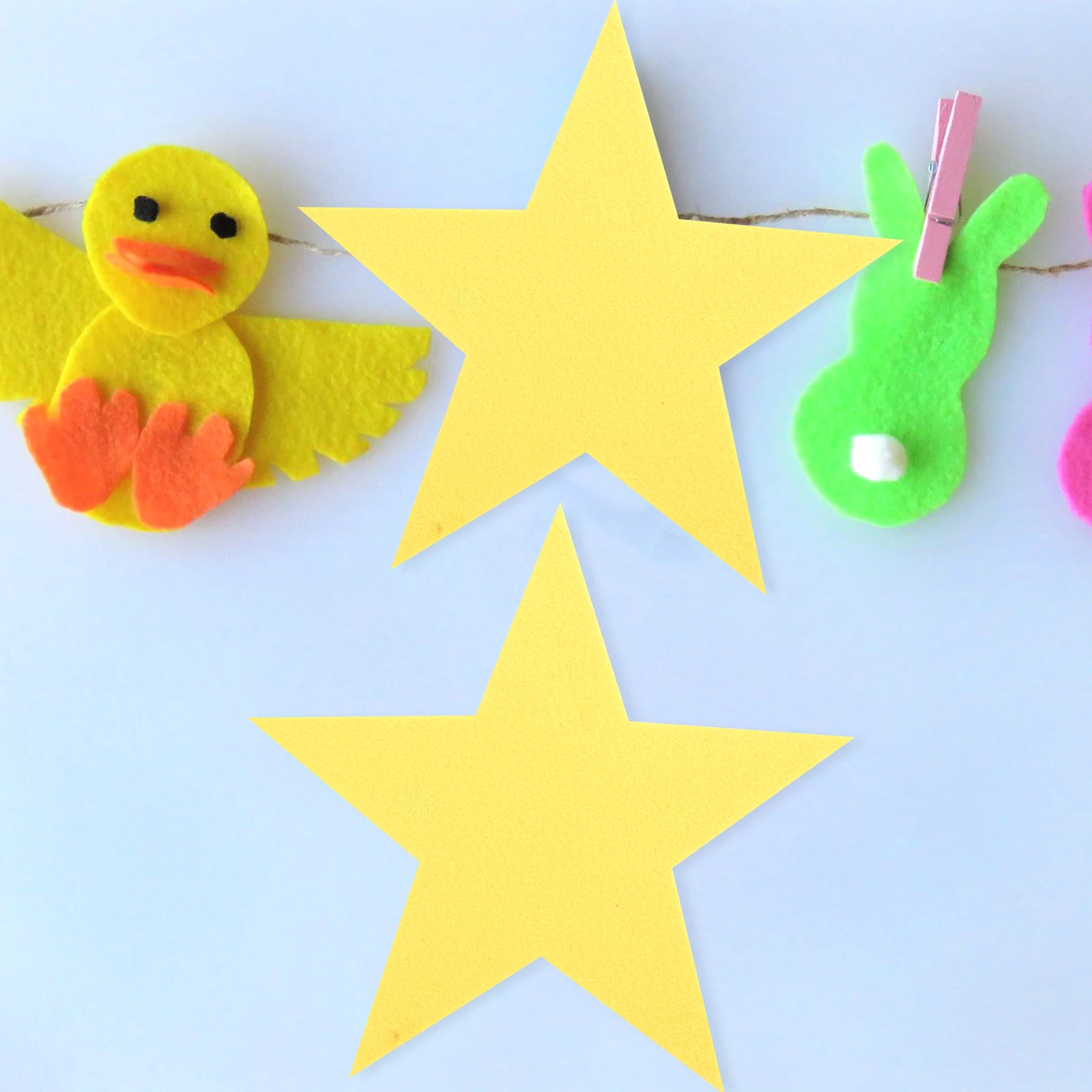 

3Pcs Five-pointed Star Props Felt Material Yellow Glitter Handheld Stars Party Decorations Concerts Sports Events Stage