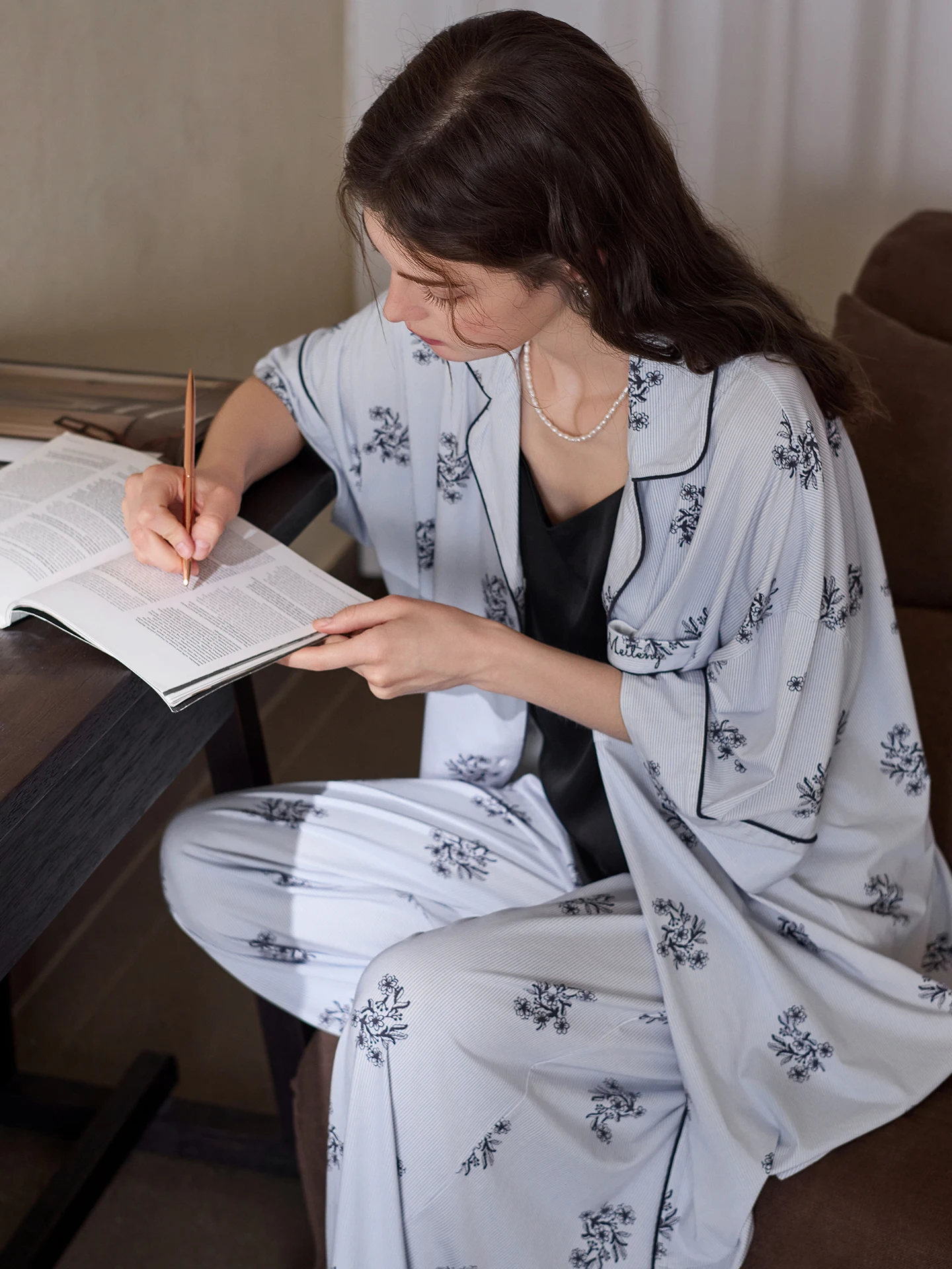 meiteng-'cool-high-end'-ropa-de-dormir-fina-de-verano-para-mujer-cardigan-abierto-de-algodon-suave-rayas-azules-estilo-sencillo-ropa-para-el-hogar