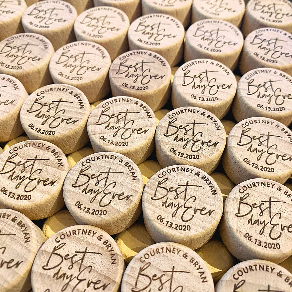 Personalizowane drewniane korki do butelek wina, prezent na wesele, baby shower, upominek dla gości, korki do szampana, korki do wina luzem. — zdjęcie 6