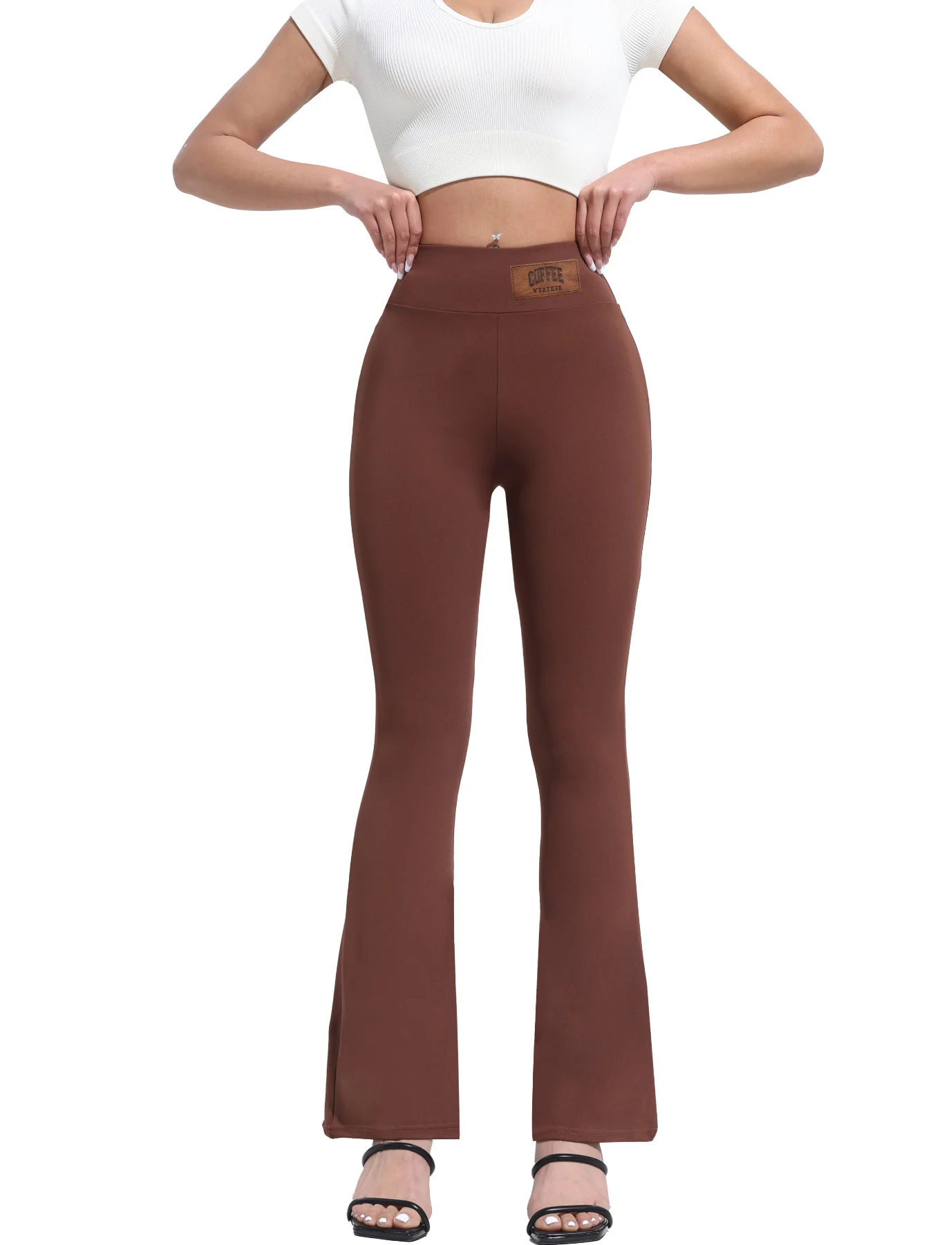 

Коричневые женские леггинсы с слегка расклешенным низом и высокой талией на резинке, подходят для повседневной носки дома