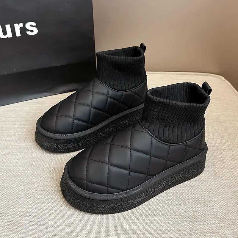 

2025 Winter Thick Plush Warm Snow Boots Women Slip On Flat Heels Cotton Shoes Woman Non Slip Waterproof Ankle Boots Female Black