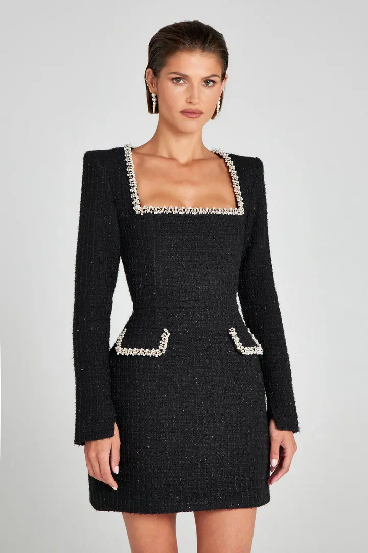 Variant: Black