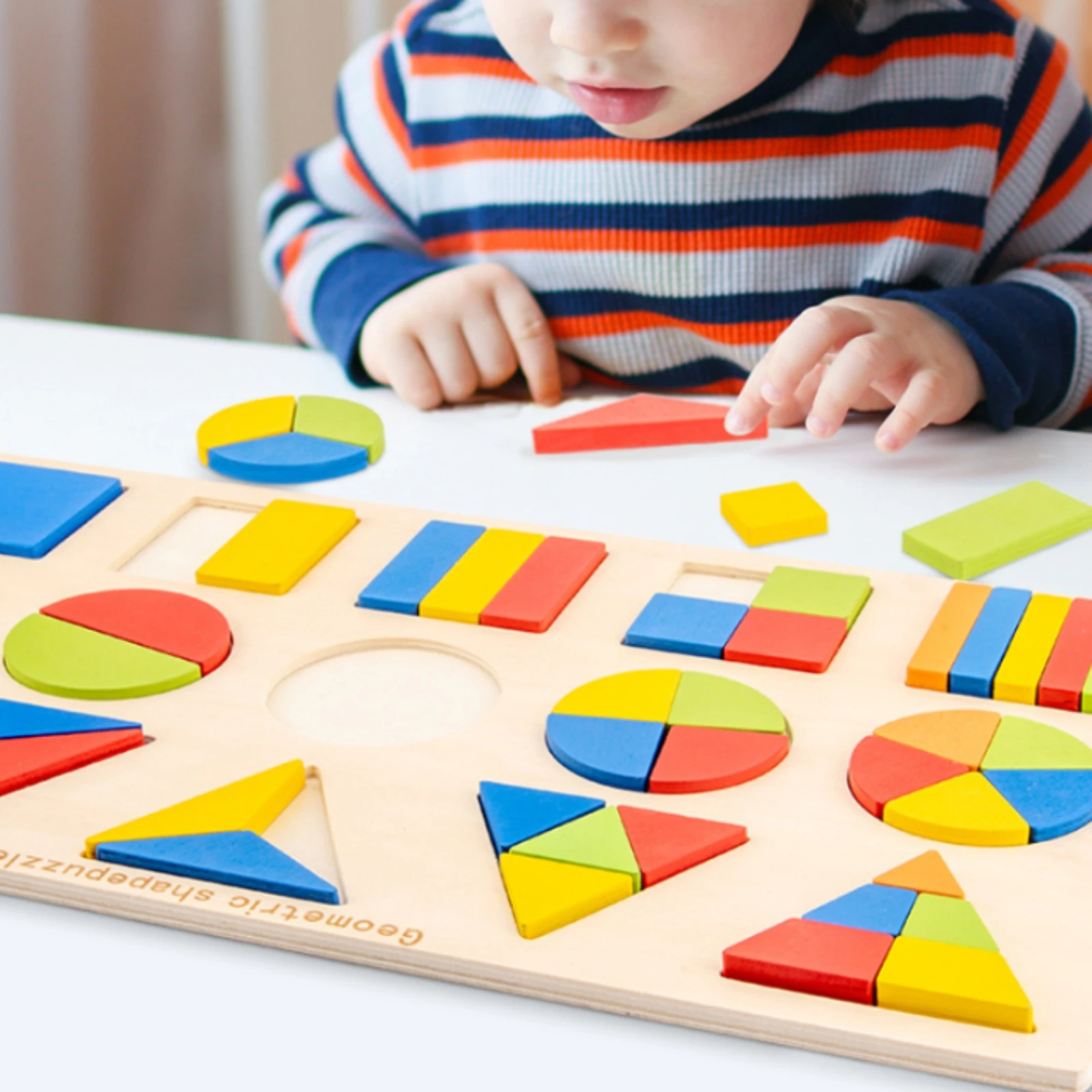 Wooden Brainteaser Toy Colorful Educational Brainteaser Set Shape Sorting Board Rounded Hand-Eye Coordination for Preschoolers