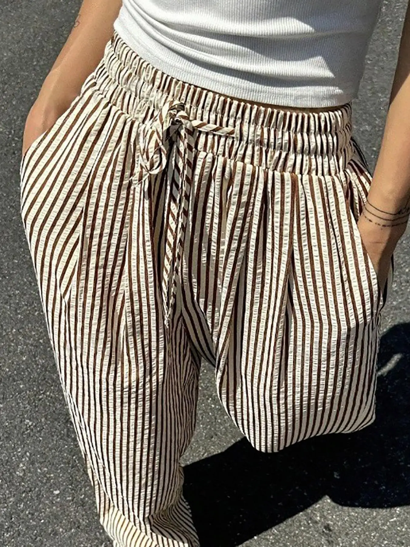 

Полосатые тонкие женские широкие брюки, летние свободные женские повседневные брюки с высокой талией и завязками, корейские модные брюки для бега в консервативном стиле