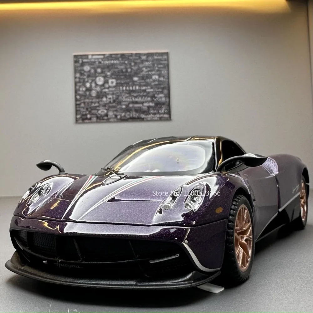 

Масштаб 1/32, Pagani Huayra Dinastia, игрушечный автомобиль из сплава, металлические Литые модели, суперавтомобильные двери, можно открыть, Супер спортивный автомобиль для мальчиков, подарки
