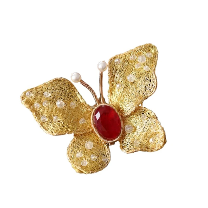 

Brooch design sense niche hand-embroidered golden butterfly autumn and winter coat elegant and chic high-end women's brooch pin