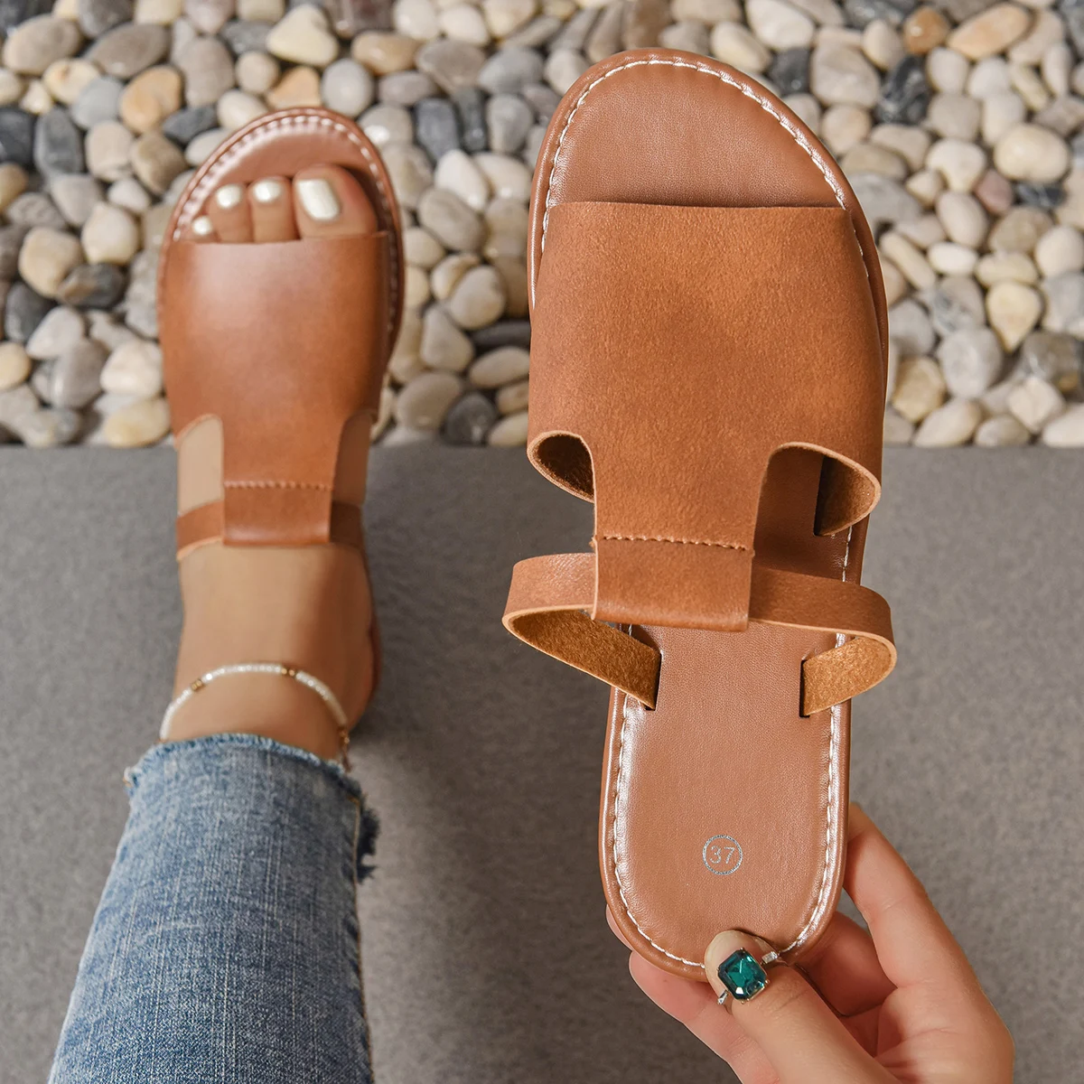 Summer Mid-Heeled Sandals for Women's Outer Wear, Thick Heel, Non-Slip, Comfortable and Versatile, Fairy Style Thick Sole, Heightening Casual Beach Shoes