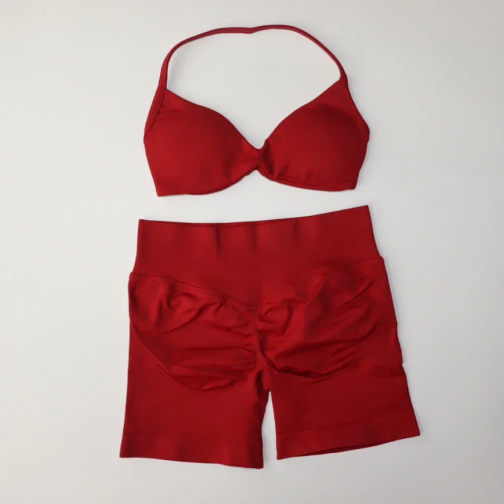 ชุดออกกำลังกายผู้หญิง ชุดโยคะบราสายรัด กางเกงขาสั้นเอวสูงรัดรูป ชุดกีฬา ชุดฟิตเนส ชุดโยคะไร้รอยต่อ 2 ชิ้น