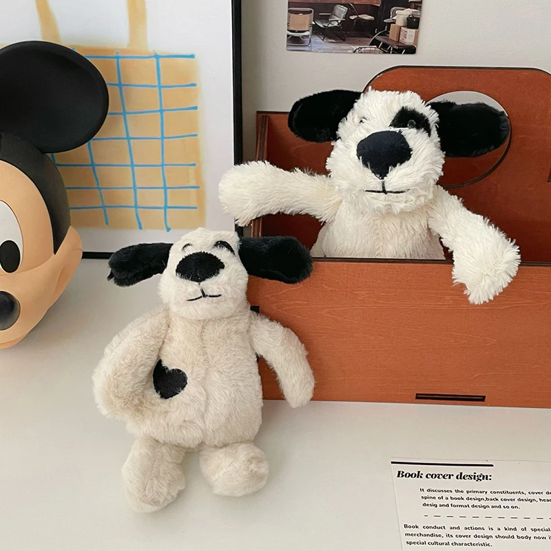 قلادة من القطيفة على شكل جرو خجول مقاس 15 سم، تميمة كلب متقطعة محشوة ناعمة، مثالية لحقيبة الظهر ومفاتيح السيارة