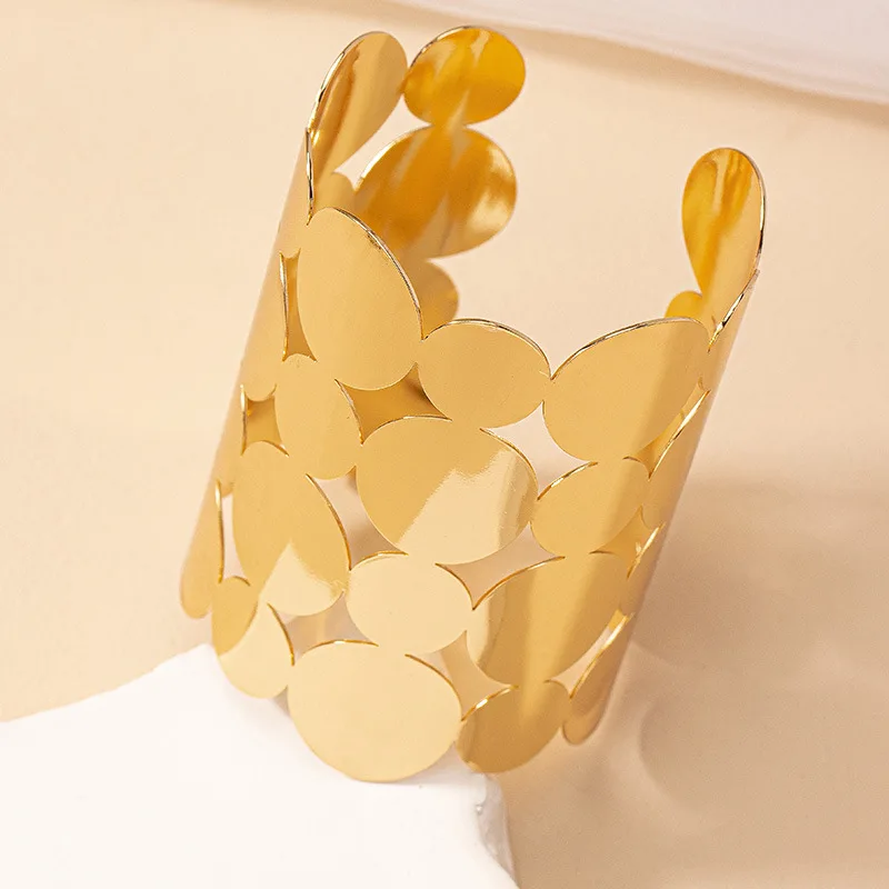 Round Patchwork Wide Cuff Bracelet for Women Simple Fashion Hand Jewelry Hot Sale Party Gift 2025 New Style