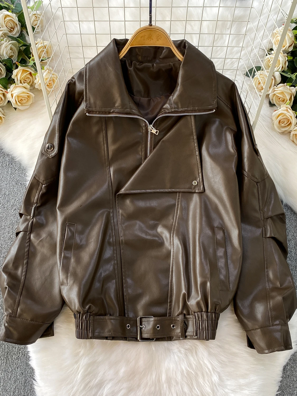 الرجعية Sle المرأة بولي Leather الجلود Jaet فضفاضة تناسب التخسيس Faionable السائق معطف القهوة اللون العصرية العلامة التجارية الخريف ملابس خارجية